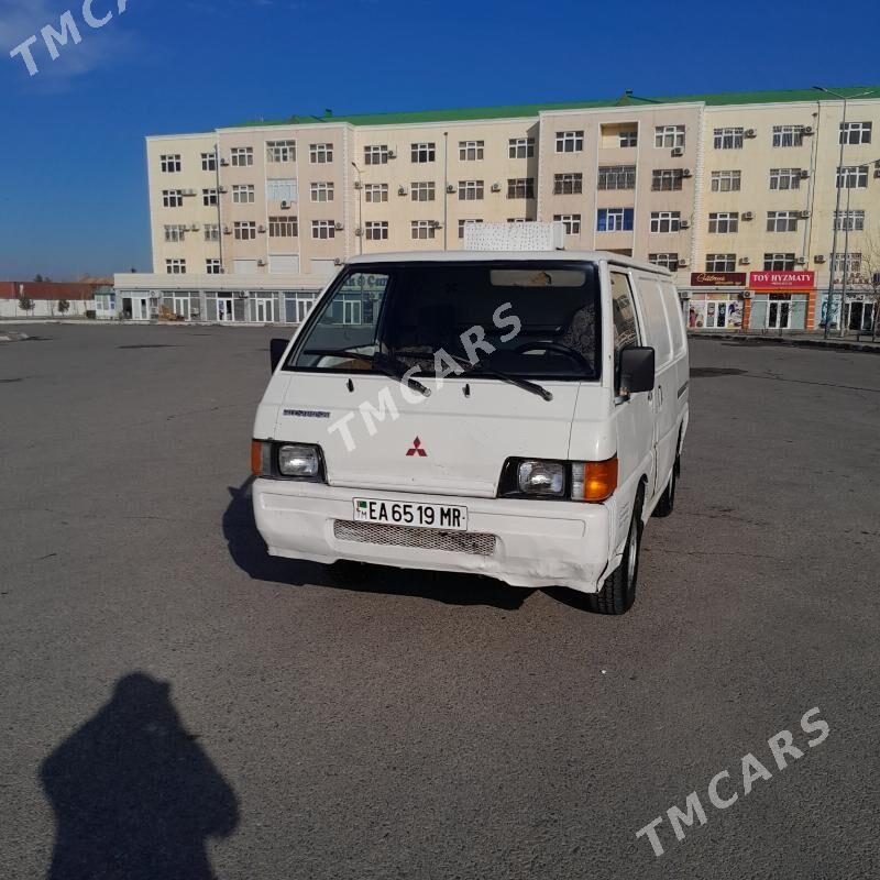 Toyota Hiace 1992 - 28 000 TMT - Векильбазар - img 3