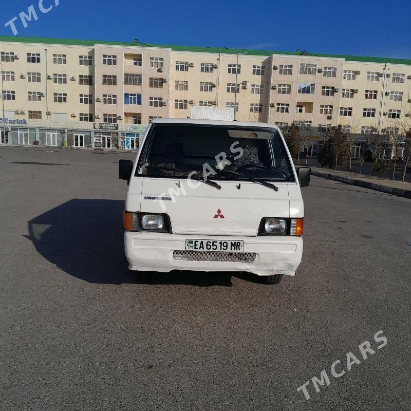 Toyota Hiace 1992 - 28 000 TMT - Векильбазар - img 4