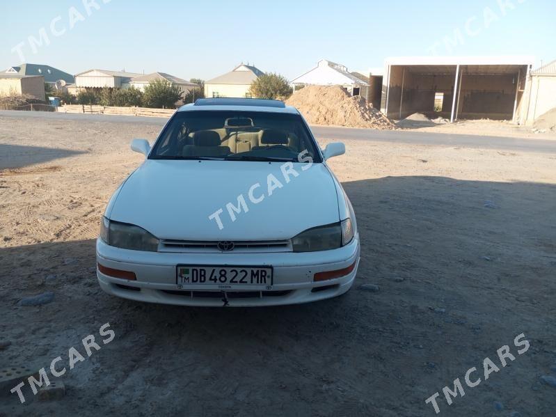 Toyota Camry 1993 - 65 000 TMT - Мары - img 4