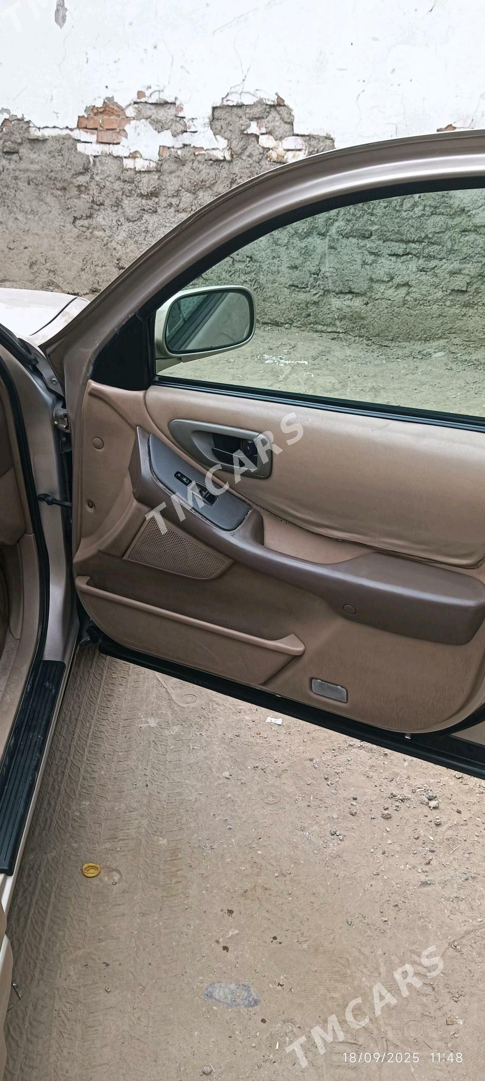 Toyota Avalon 1997 - 127 000 TMT - Мары - img 10