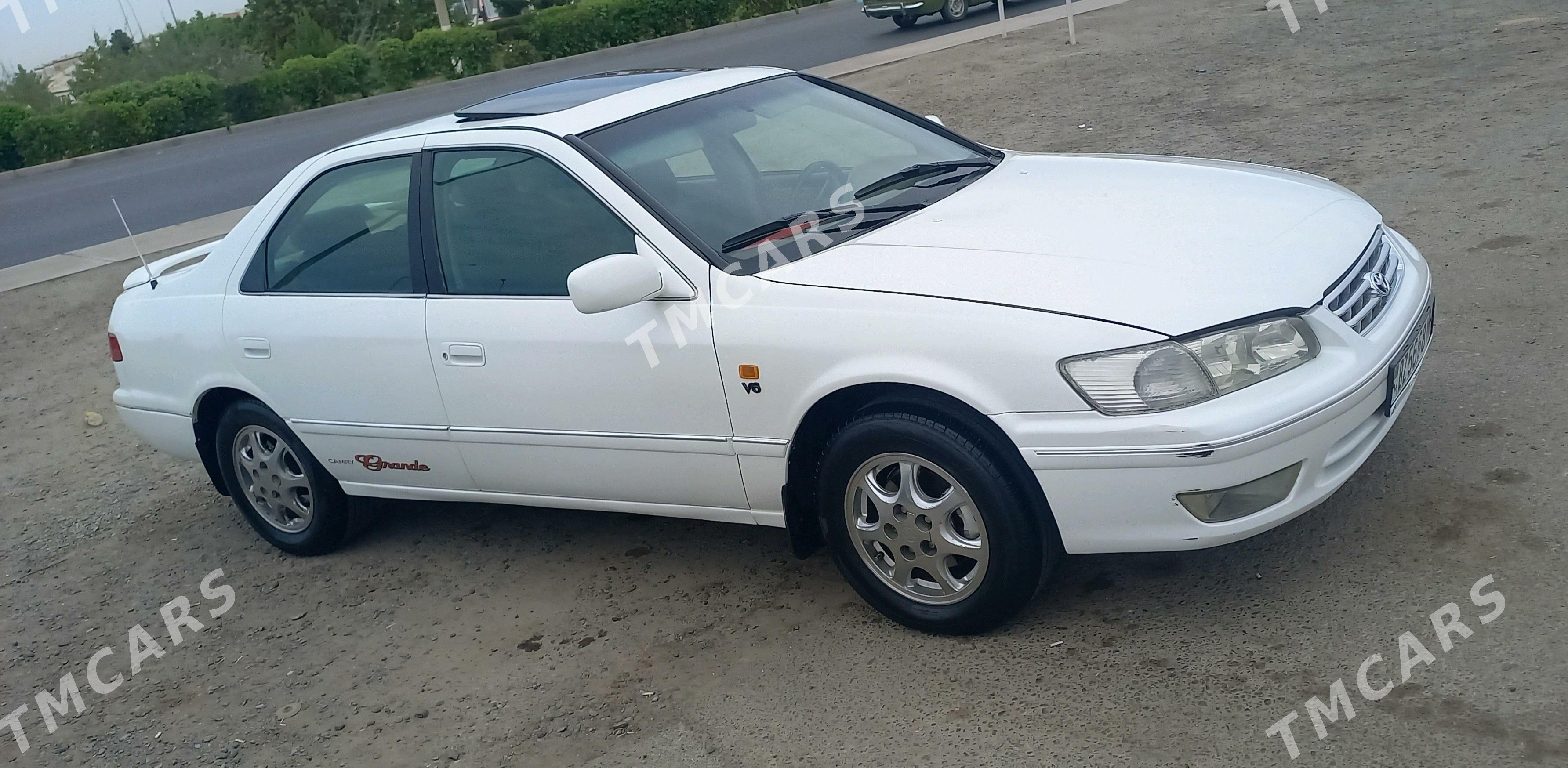 Toyota Camry 1999 - 160 000 TMT - Мары - img 6