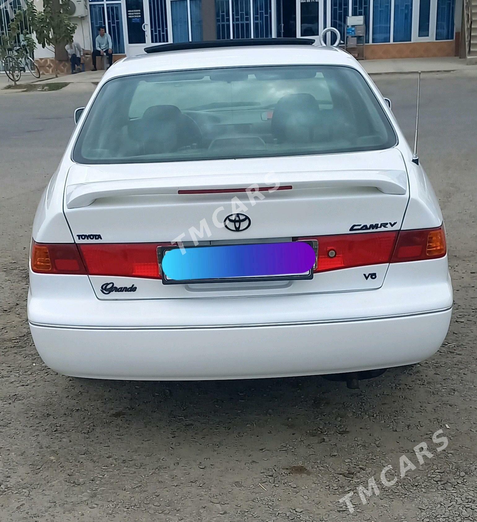 Toyota Camry 1999 - 160 000 TMT - Мары - img 5