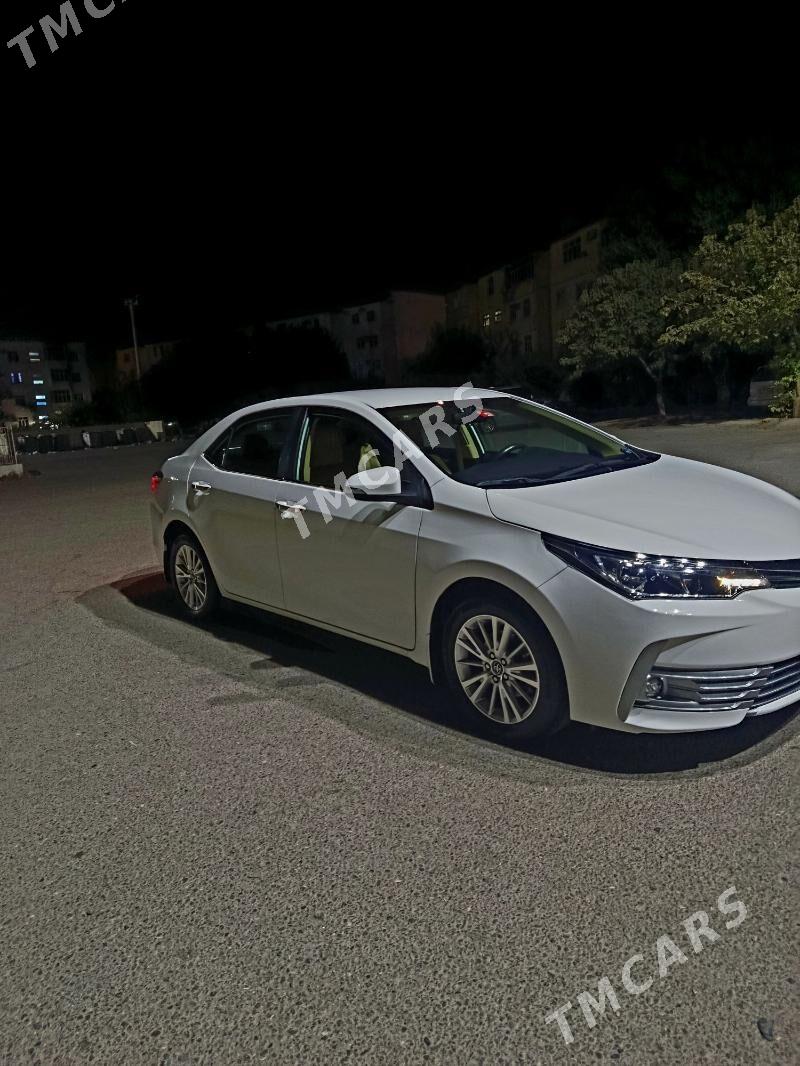 Toyota Corolla 2018 - 260 000 TMT - Бузмеин - img 2