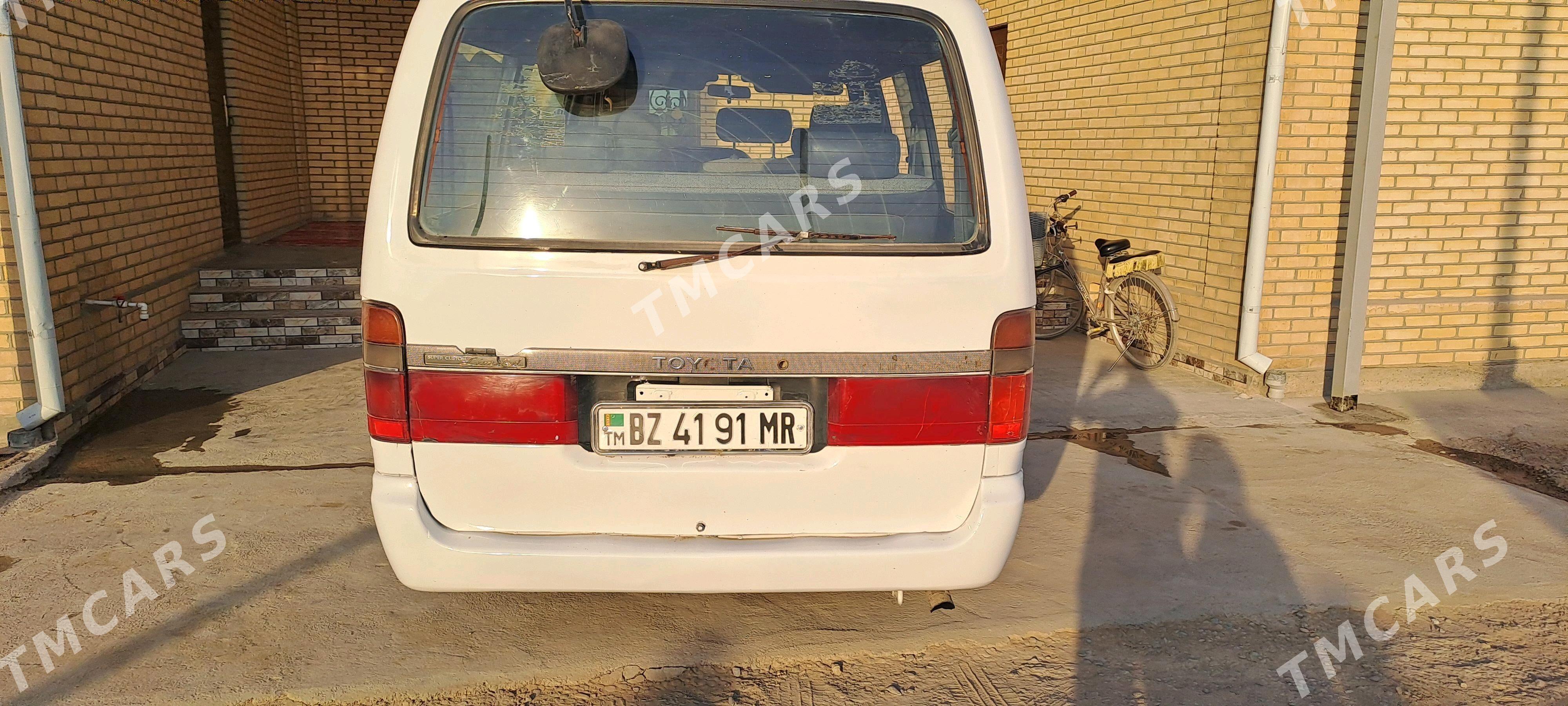 Toyota Hiace 1991 - 56 000 TMT - Мары - img 7