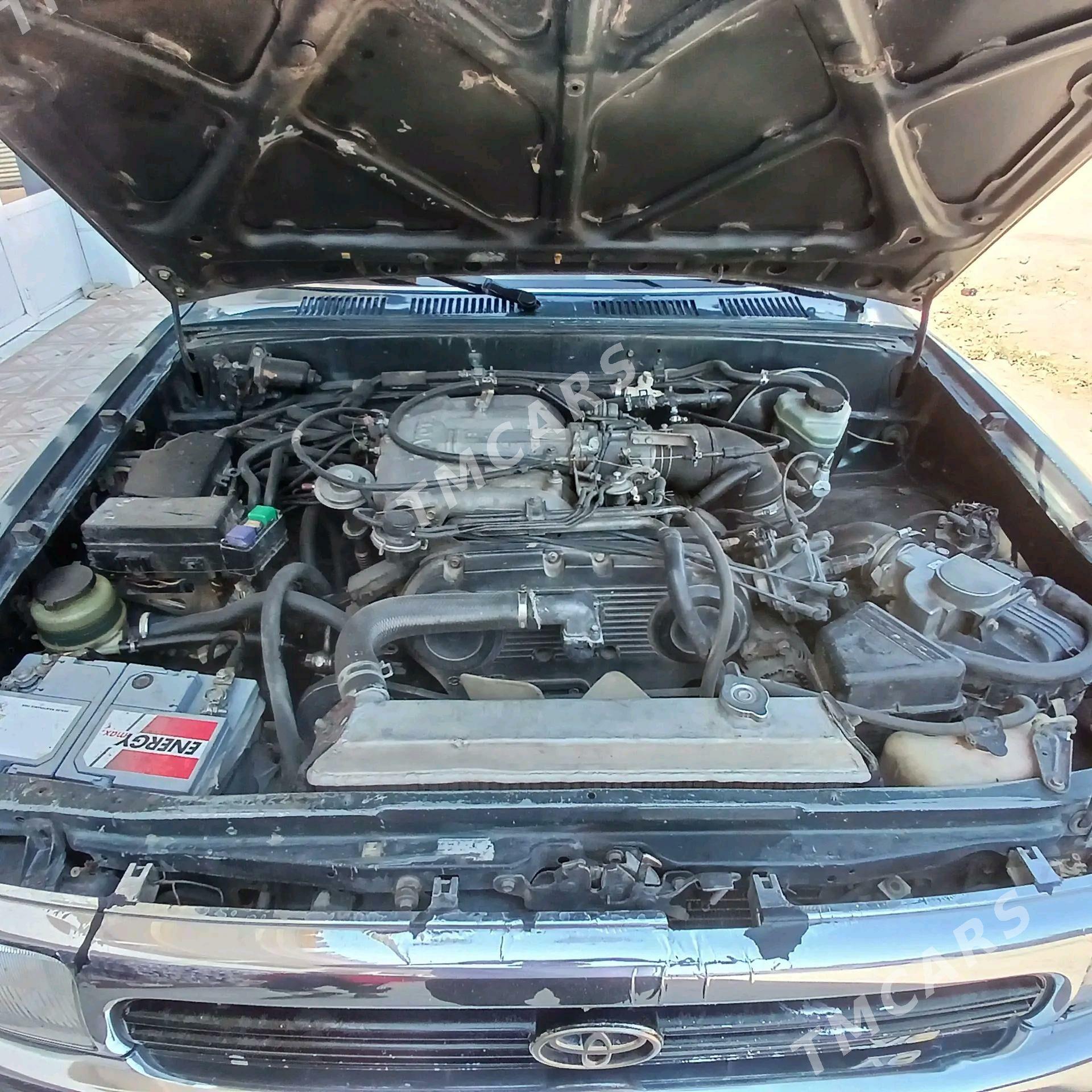 Toyota 4Runner 1995 - 86 000 TMT - Saýat - img 6