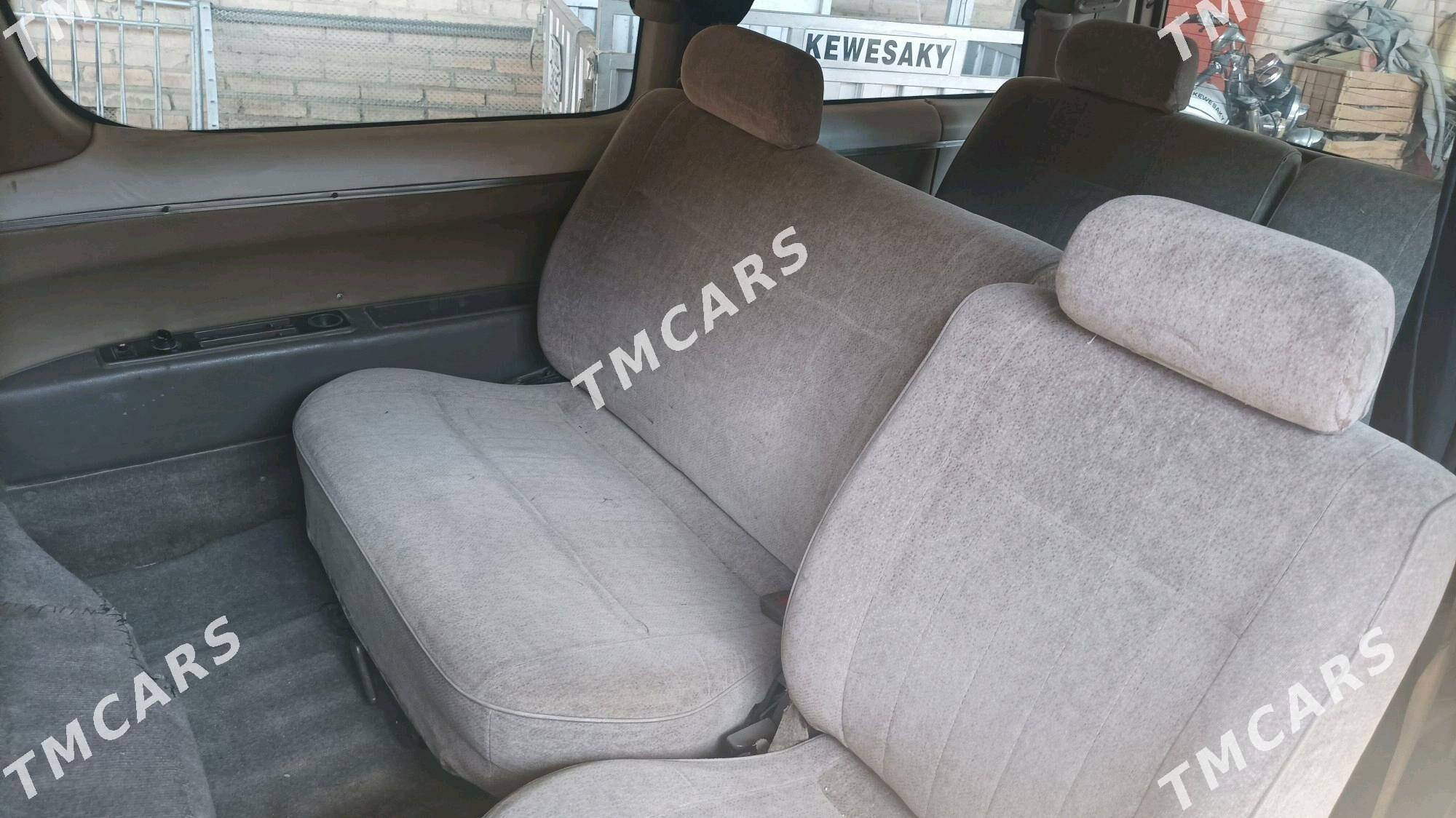 Toyota Town Ace 1992 - 30 000 TMT - Сакар - img 4