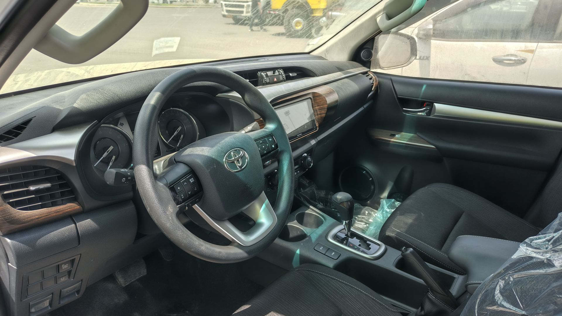 Toyota Hilux 2025 - 690 000 TMT - Aşgabat - img 3