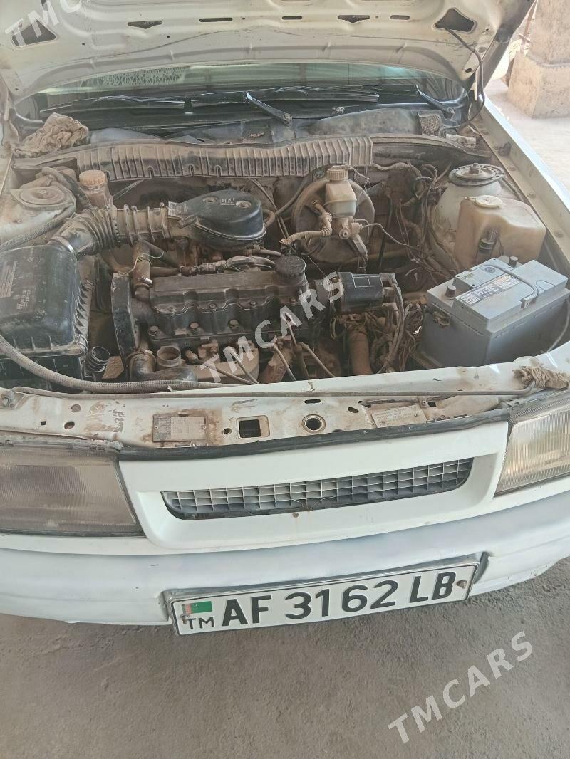 Opel Vectra 1996 - 25 000 TMT - Dostluk - img 3
