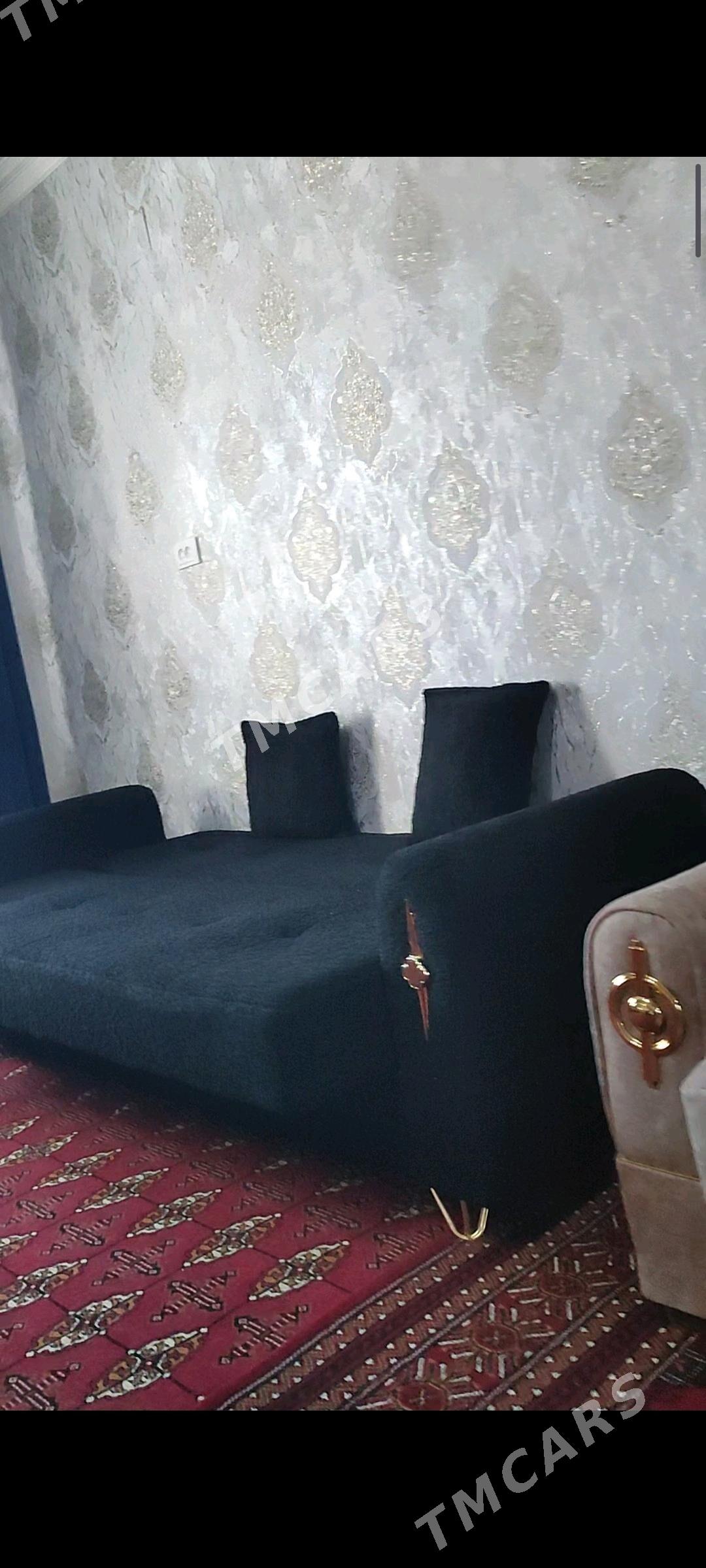Acylyp yapylyan diwan - Кёнеургенч - img 4