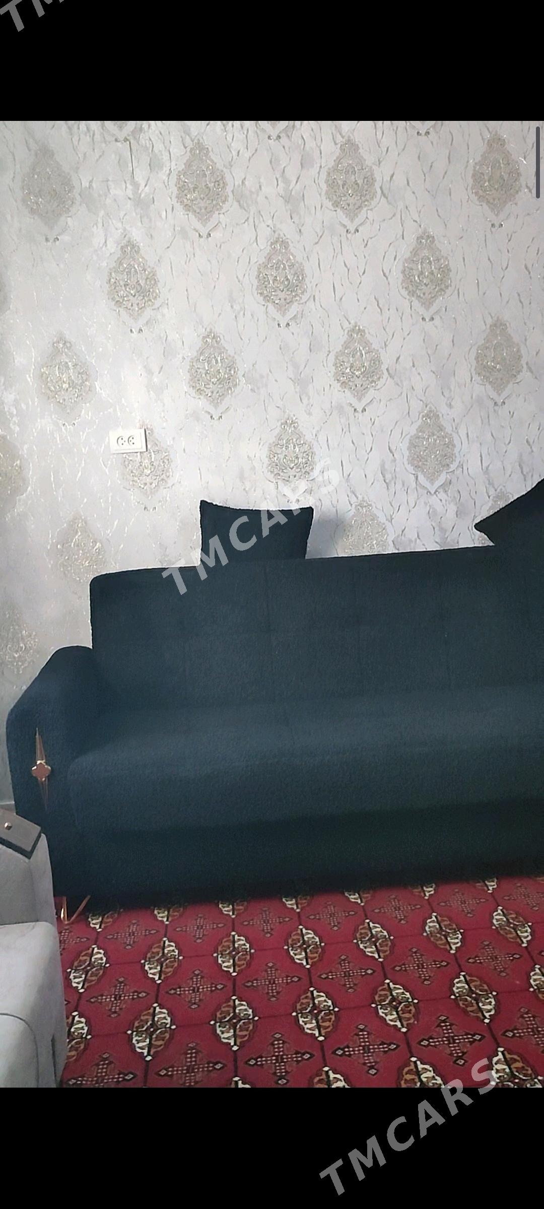 Acylyp yapylyan diwan - Кёнеургенч - img 3