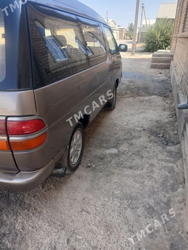 Toyota Hiace 1994 - 65 000 TMT - Мургап - img 5