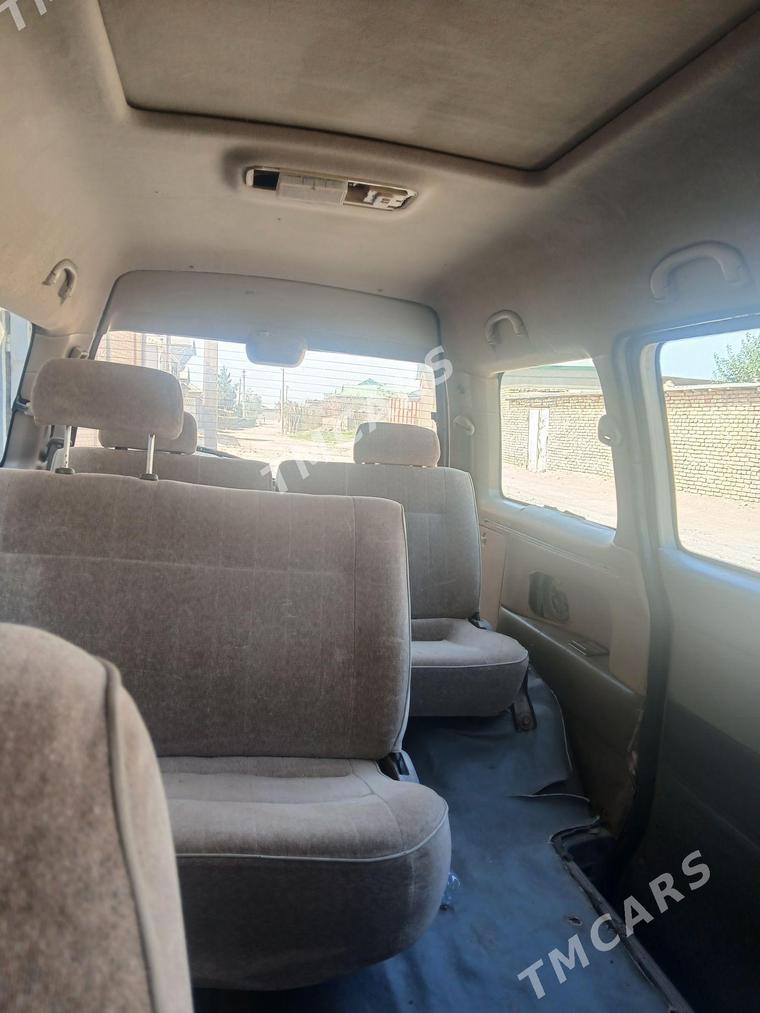 Toyota Hiace 1994 - 65 000 TMT - Мургап - img 7