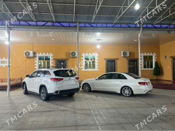 Mercedes-Benz E350 2012 - 319 000 TMT - Sarahs - img 8