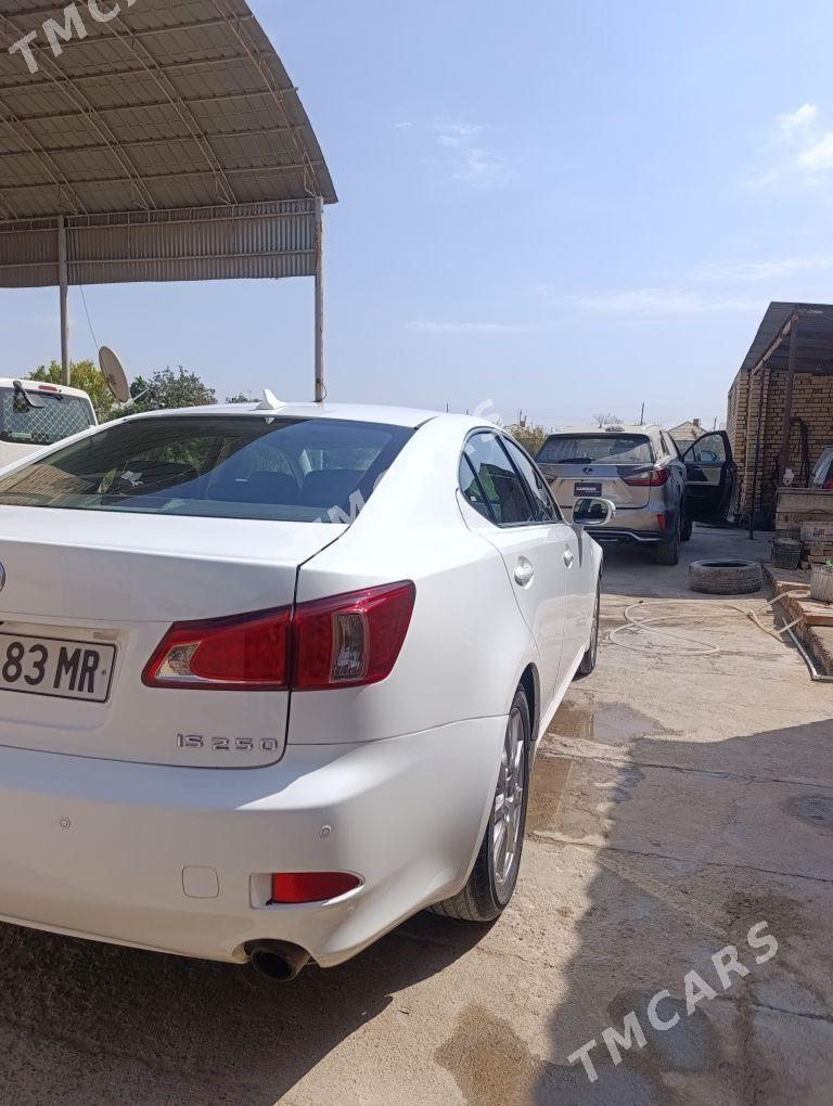 Lexus IS 250 2011 - 160 000 TMT - Mary - img 2