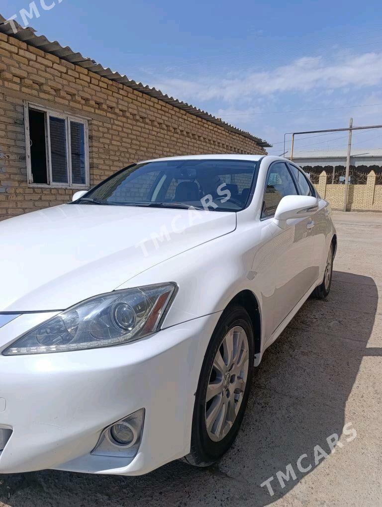 Lexus IS 250 2011 - 160 000 TMT - Mary - img 6