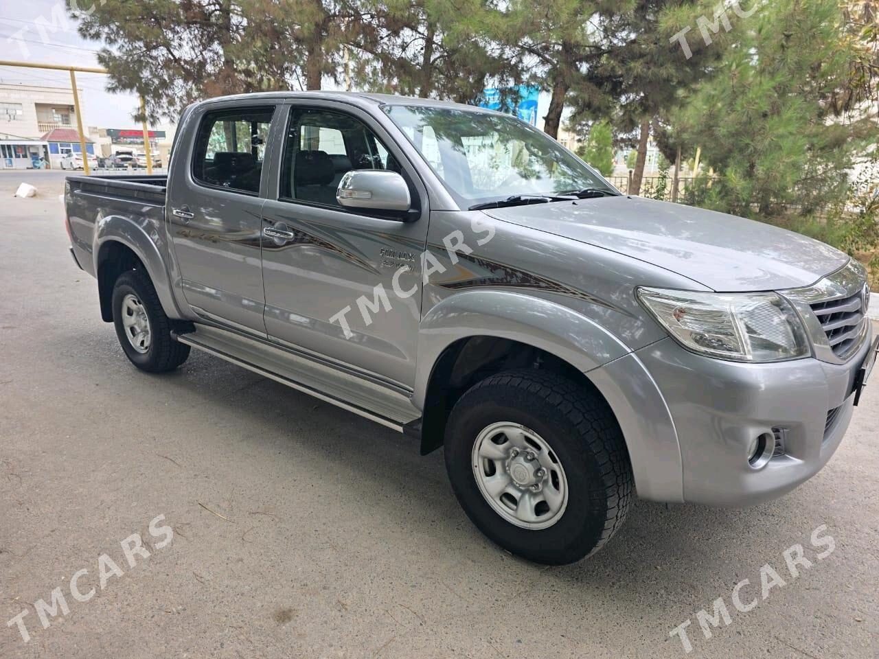 Toyota Hilux 2015 - 420 000 TMT - Mary - img 3