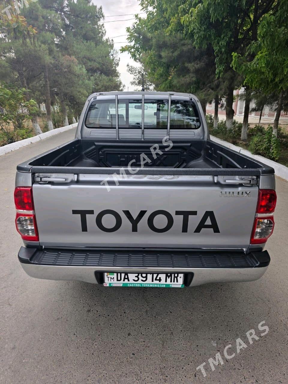 Toyota Hilux 2015 - 420 000 TMT - Mary - img 5
