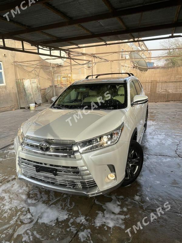 Toyota Highlander 2018 - 550 000 TMT - Серахс - img 2