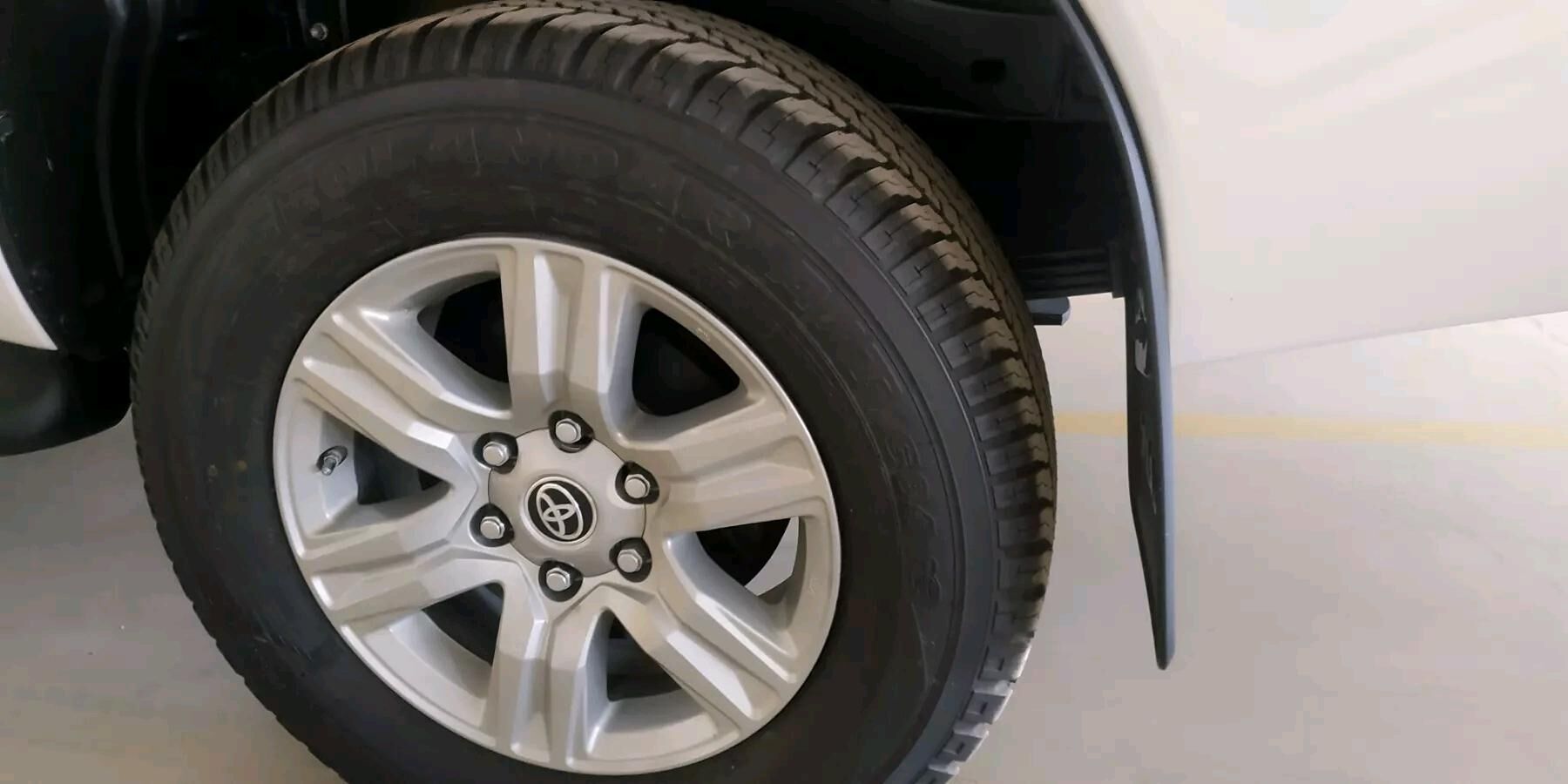 Toyota Hilux 2025 - 685 000 TMT - Ашхабад - img 7