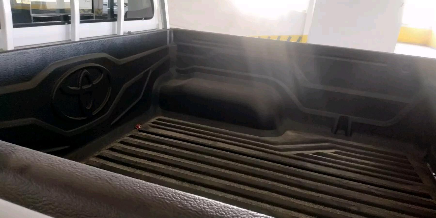 Toyota Hilux 2025 - 685 000 TMT - Ашхабад - img 6