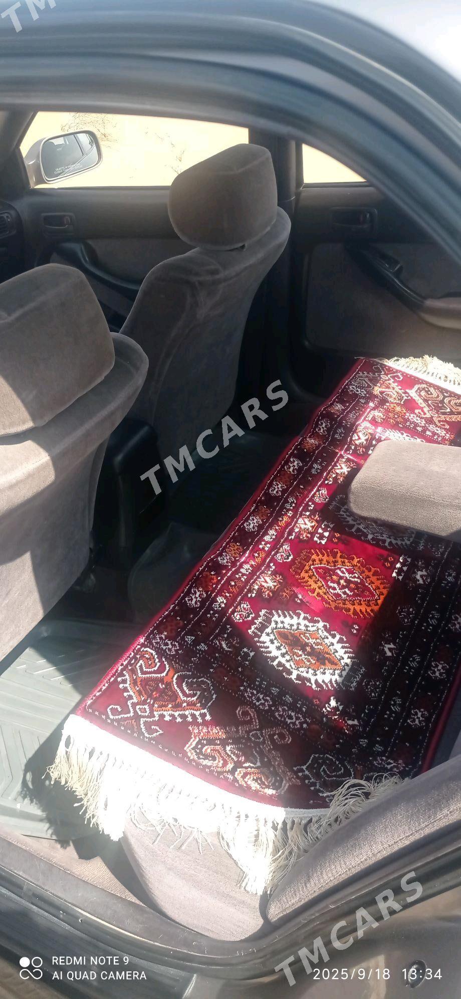 Toyota Camry 1993 - 95 000 TMT - Мары - img 6