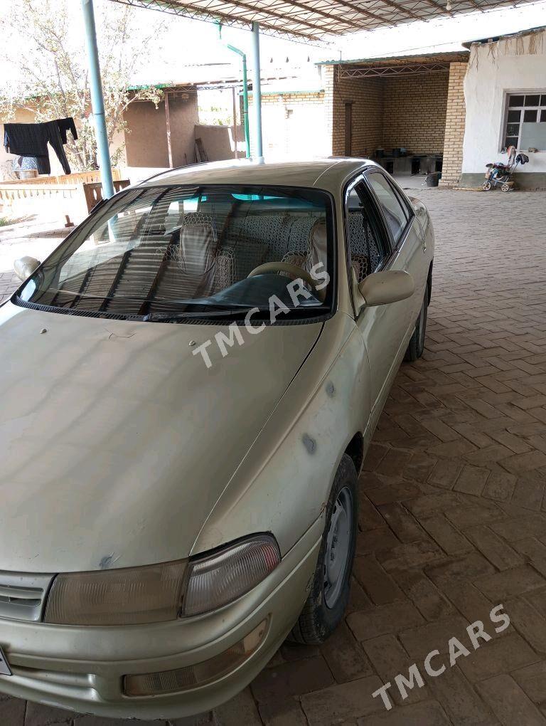 Toyota Carina 1995 - 33 000 TMT - Halaç - img 2