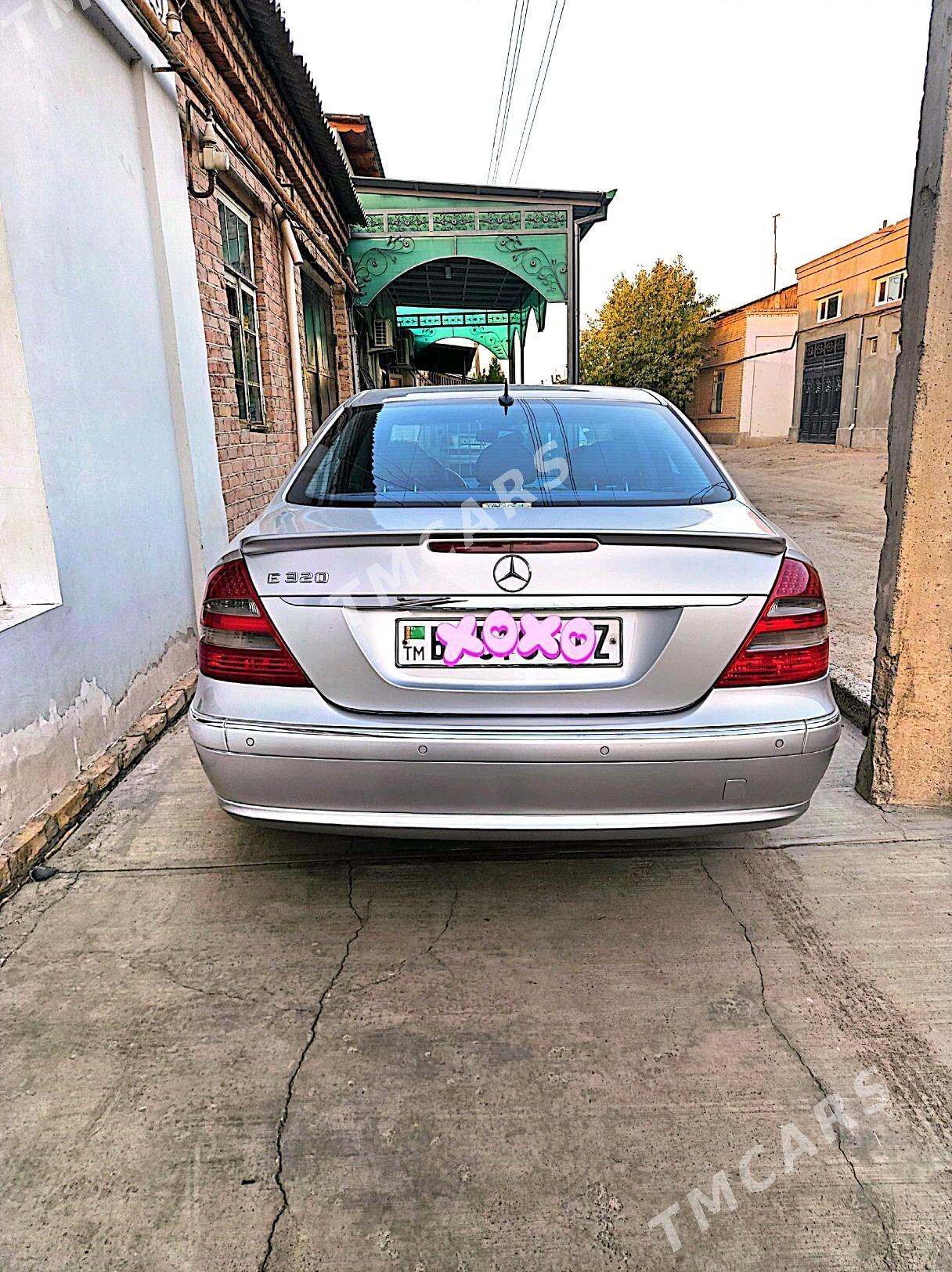 Mercedes-Benz E320 2003 - 150 000 TMT - Дашогуз - img 6