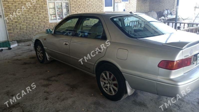 Toyota Camry 2001 - 140 000 TMT - Саят - img 7