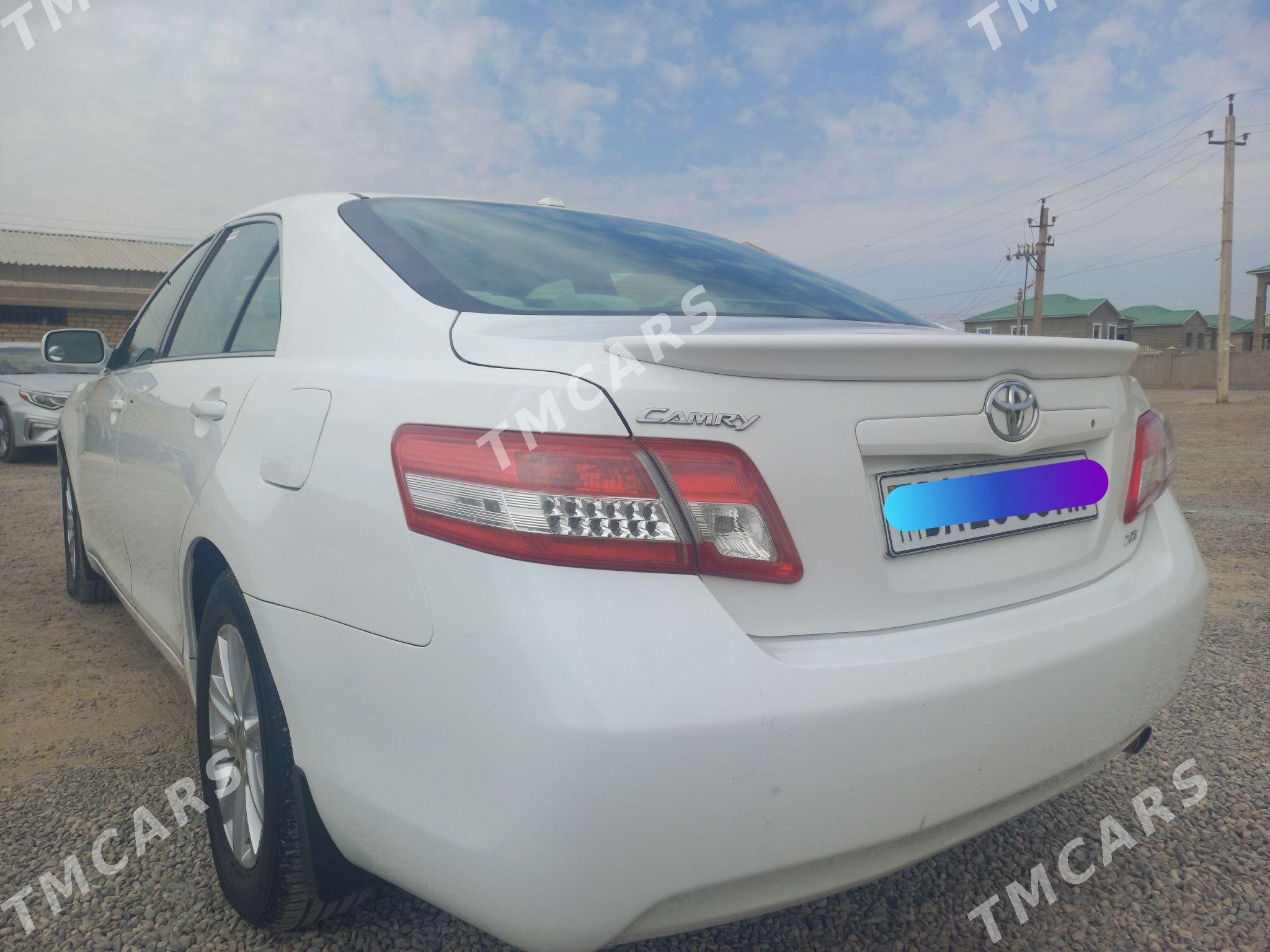 Toyota Camry 2010 - 210 000 TMT - Мары - img 4