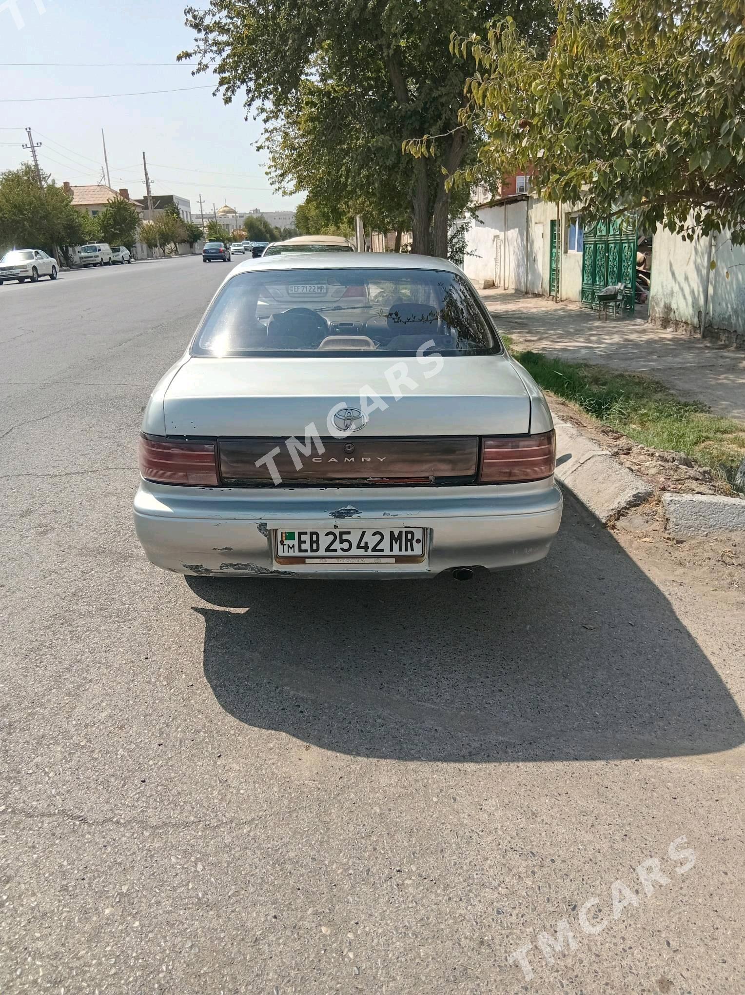 Toyota Camry 1993 - 45 000 TMT - Мары - img 2