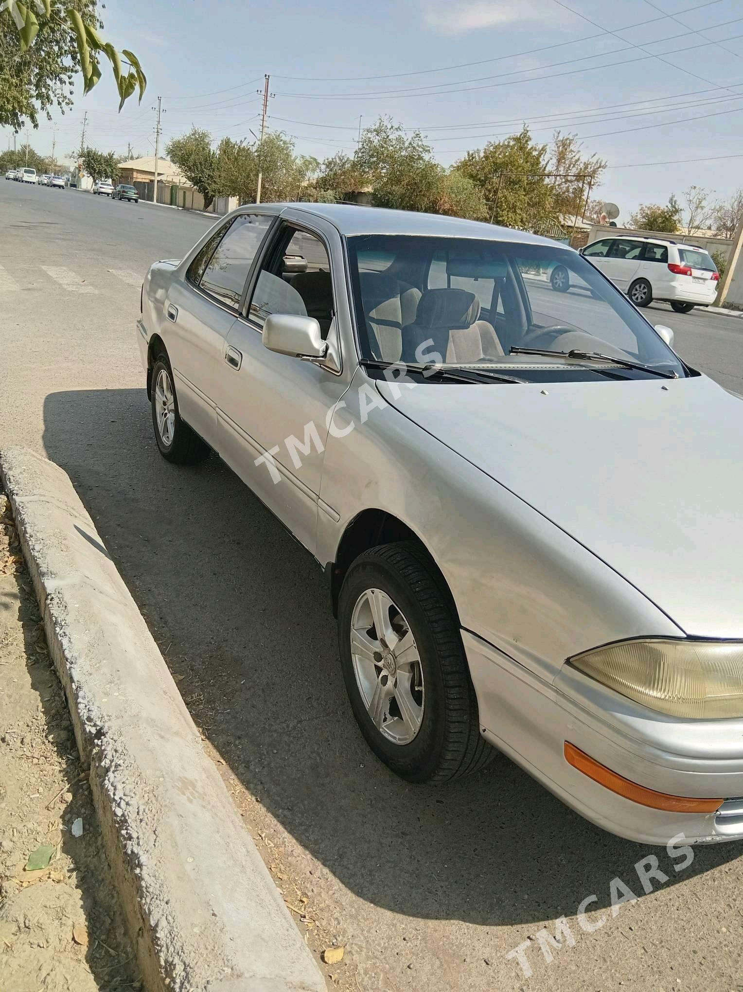 Toyota Camry 1993 - 45 000 TMT - Мары - img 3