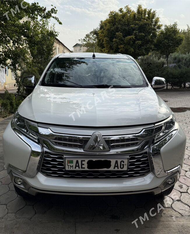 Mitsubishi Montero Sport 2019 - 400 000 TMT - Aşgabat - img 5