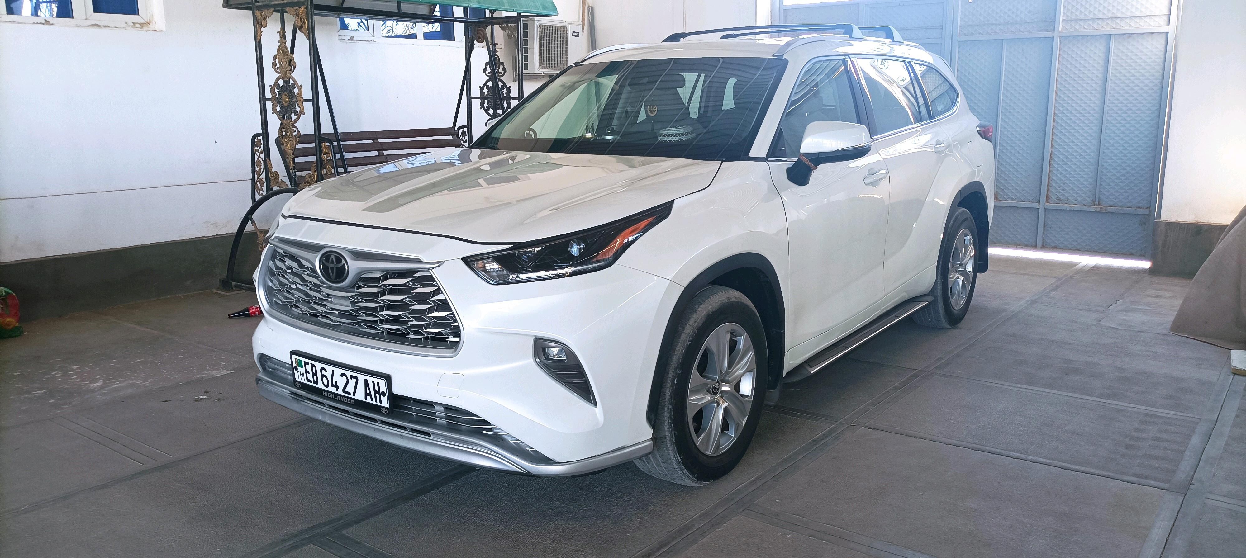 Toyota Highlander 2021 - 450 000 TMT - Tejen - img 3