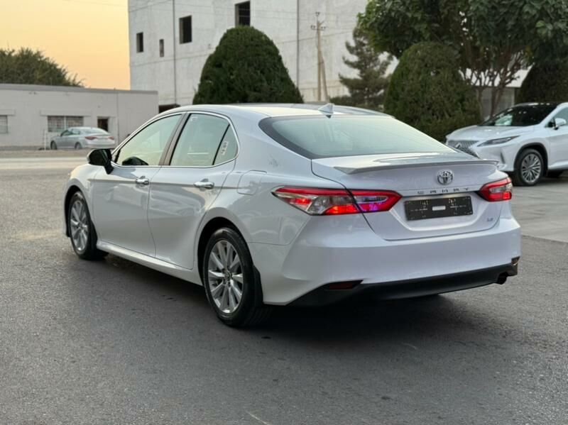 Toyota Camry 2020 - 320 000 TMT - Мары - img 5