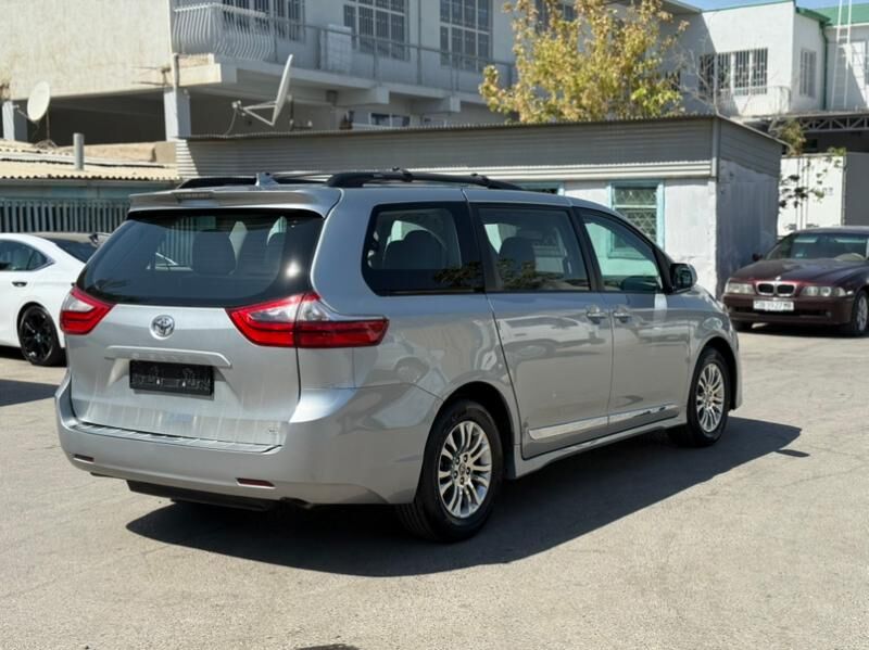 Toyota Sienna 2020 - 490 000 TMT - Мары - img 2