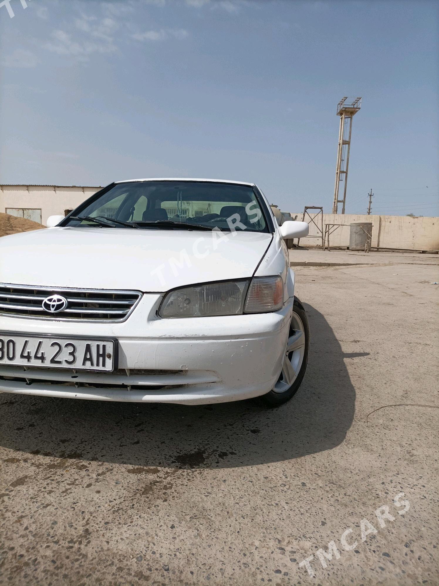 Toyota Camry 2000 - 110 000 TMT - Ашхабад - img 4