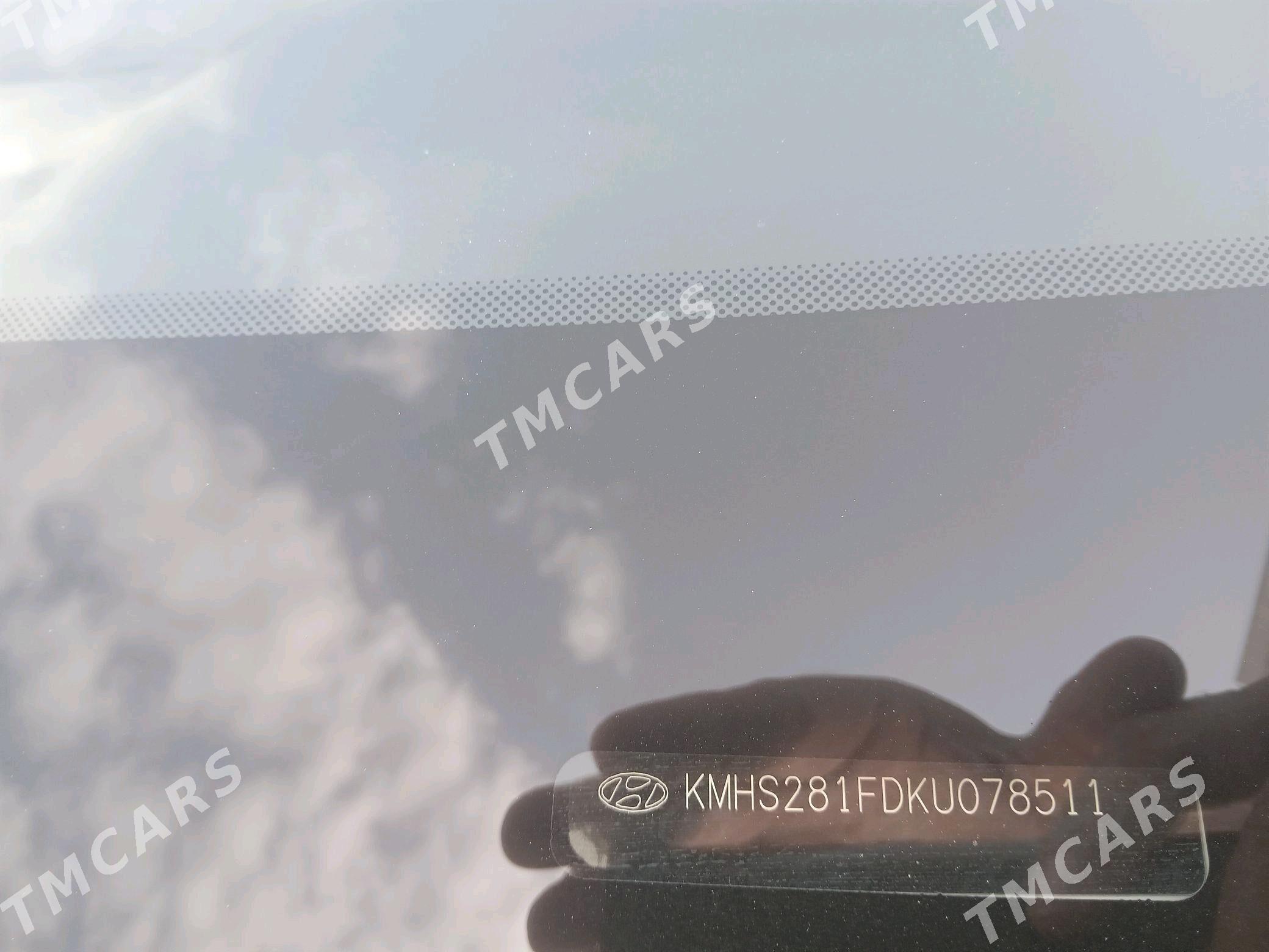 Hyundai Santa Fe 2018 - 430 000 TMT - Aşgabat - img 5