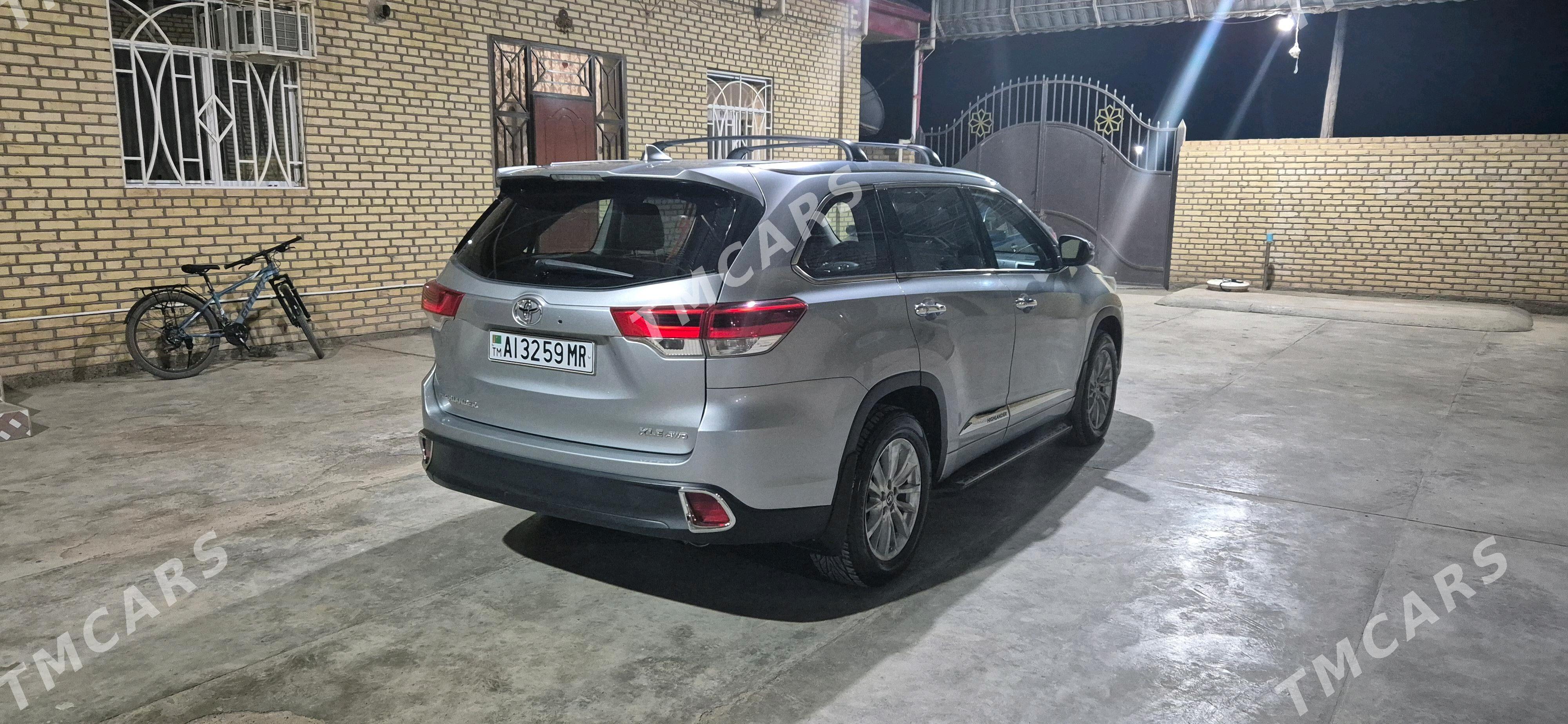 Toyota Highlander 2018 - 480 000 TMT - Murgap - img 2
