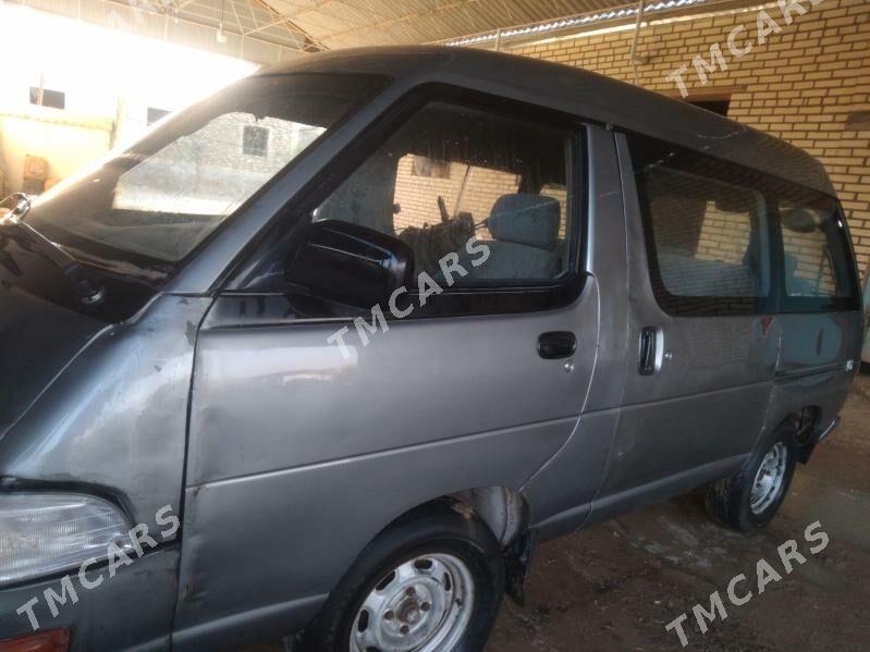 Toyota Hiace 1993 - 25 000 TMT - Ёлётен - img 3