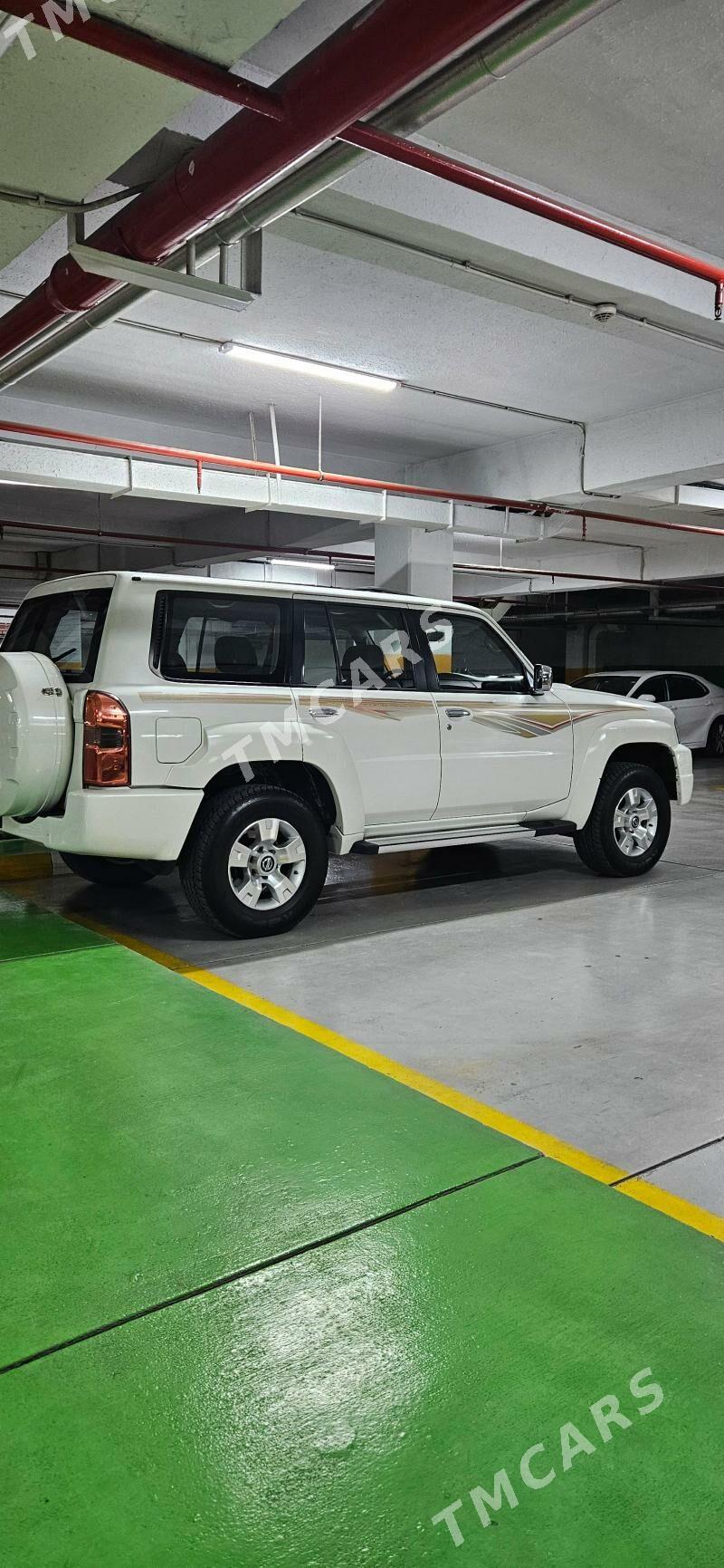 Nissan Patrol 2013 - 520 000 TMT - Мир 5 - img 4