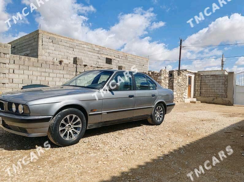 BMW 535 1992 - 35 000 TMT - Balkanabat - img 4