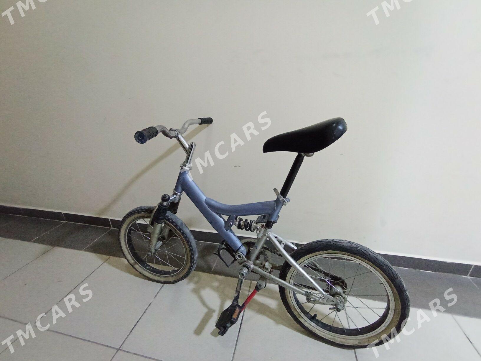 Welosiped Bike - Moskowskiý köç. (10 ýyl abadançylyk şaýoly) - img 4