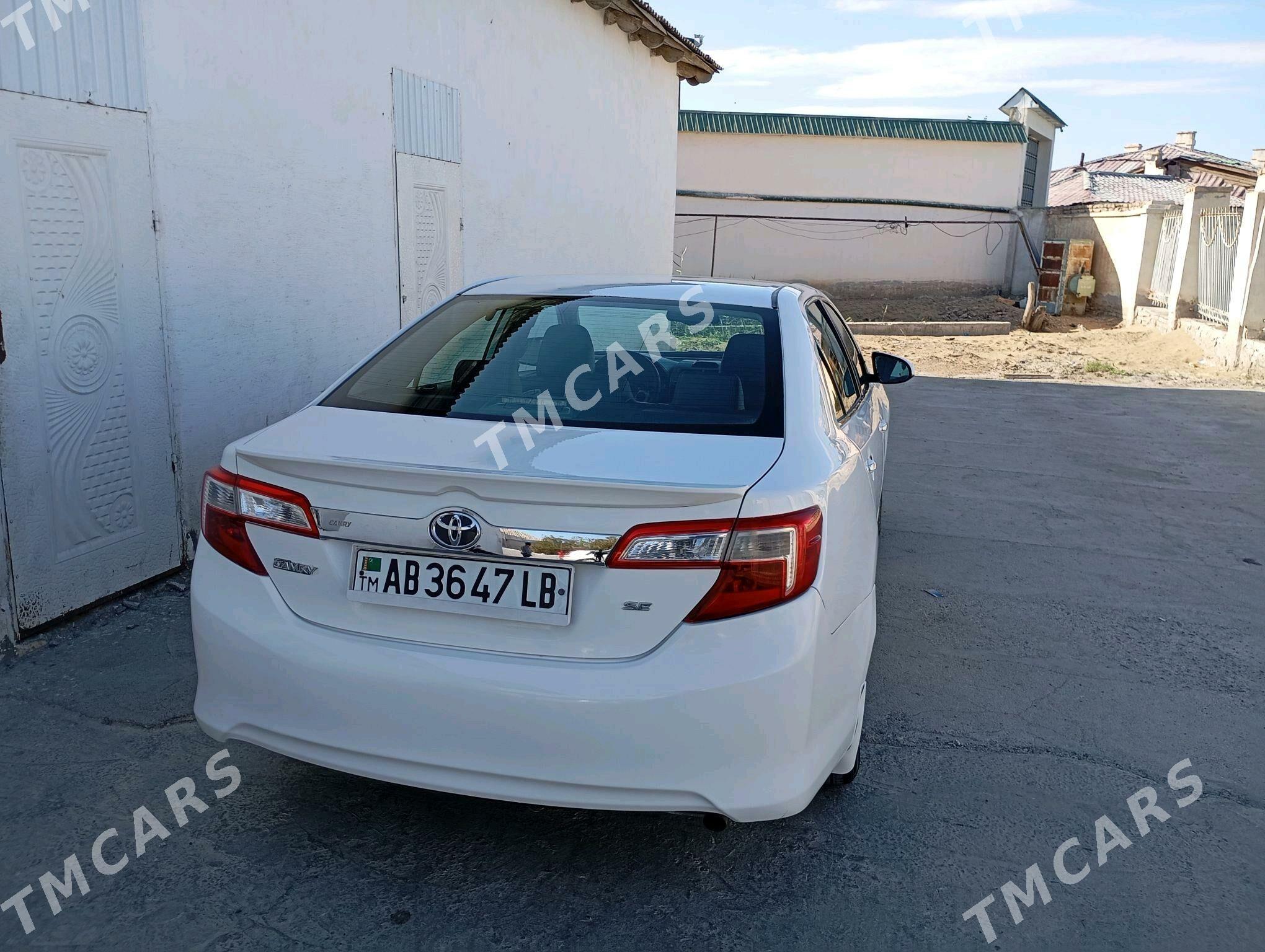 Toyota Camry 2012 - 176 000 TMT - Туркменабат - img 9