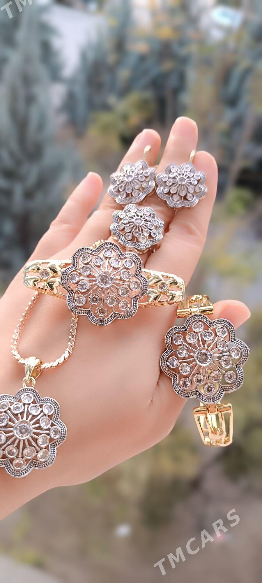 Buziterya Yerewan gyzyla 1:1 - Aşgabat - img 1