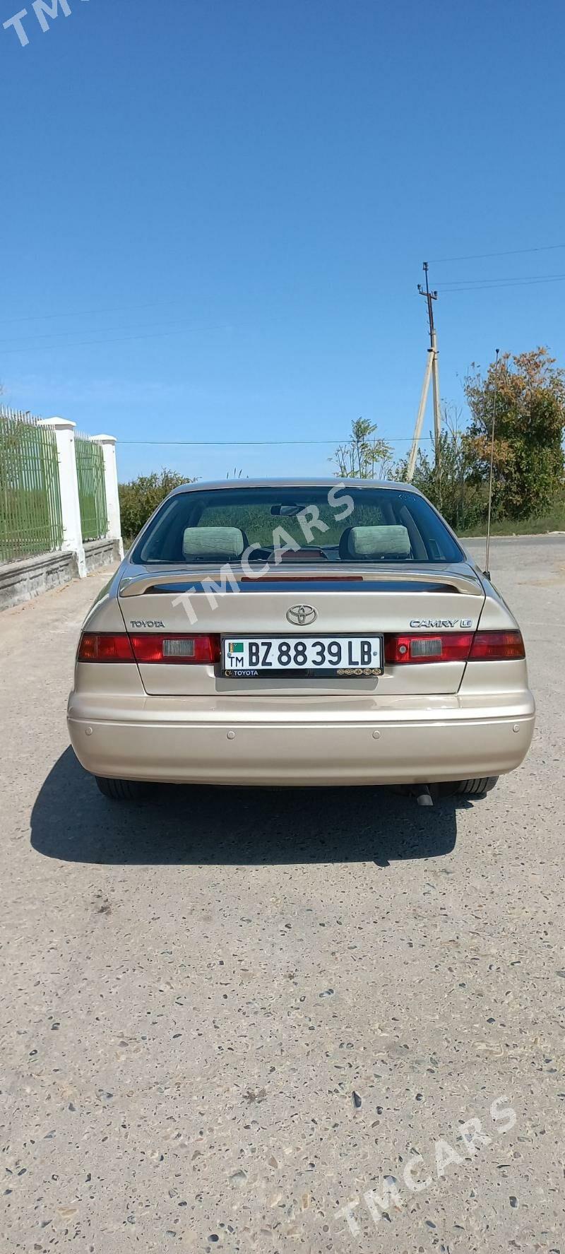 Toyota Camry 1999 - 140 000 TMT - Саят - img 2