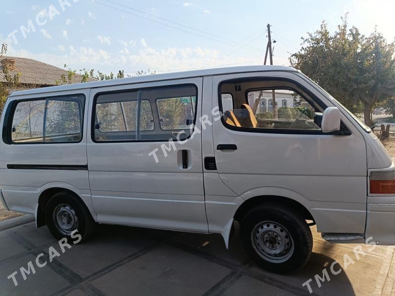 Toyota Hiace 1993 - 85 000 TMT - Мары - img 3