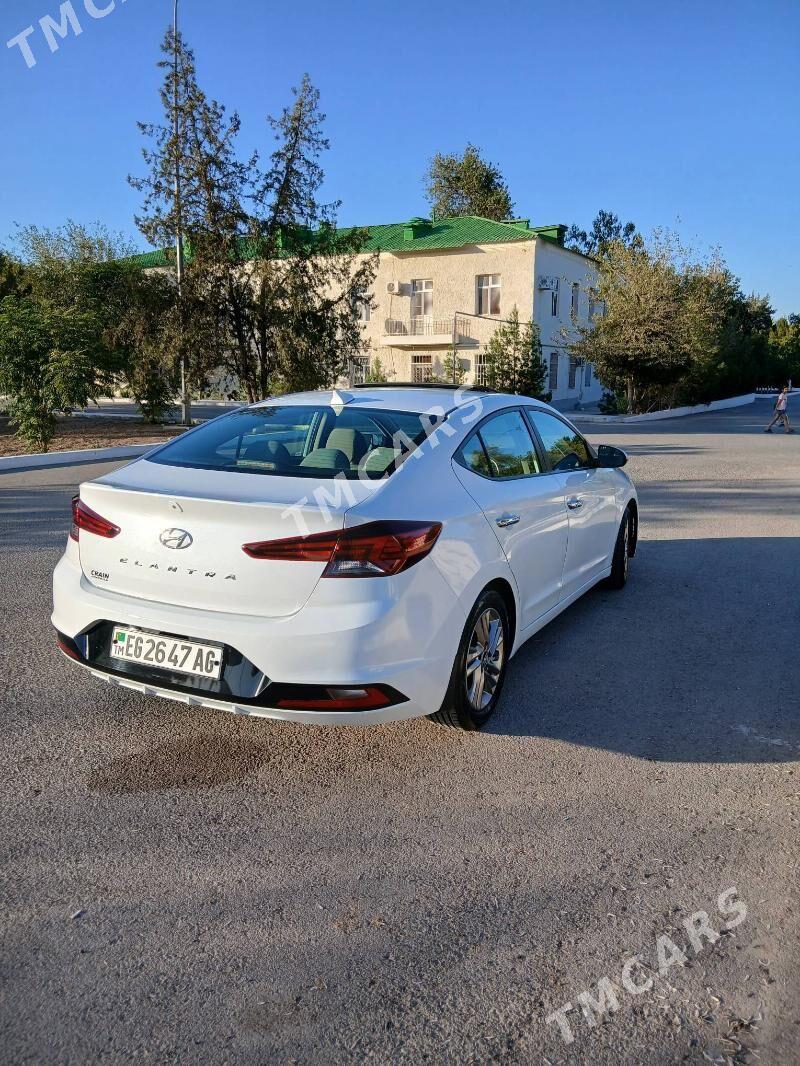 Hyundai Elantra 2019 - 244 000 TMT - Ашхабад - img 2