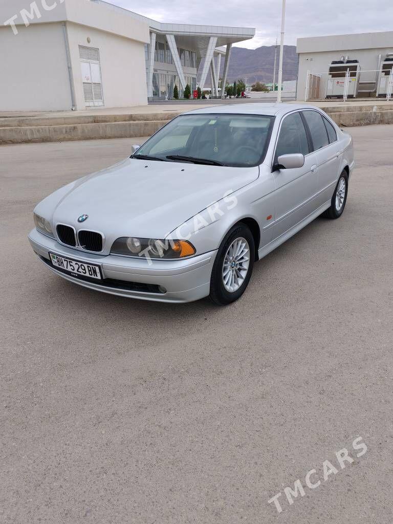 BMW E39 2001 - 140 000 TMT - Балканабат - img 6