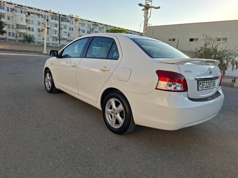 Toyota Yaris 2011 - 160 000 TMT - Ашхабад - img 3