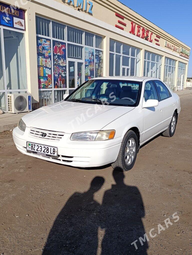 Toyota Camry 1997 - 110 000 TMT - Чарджоу - img 1